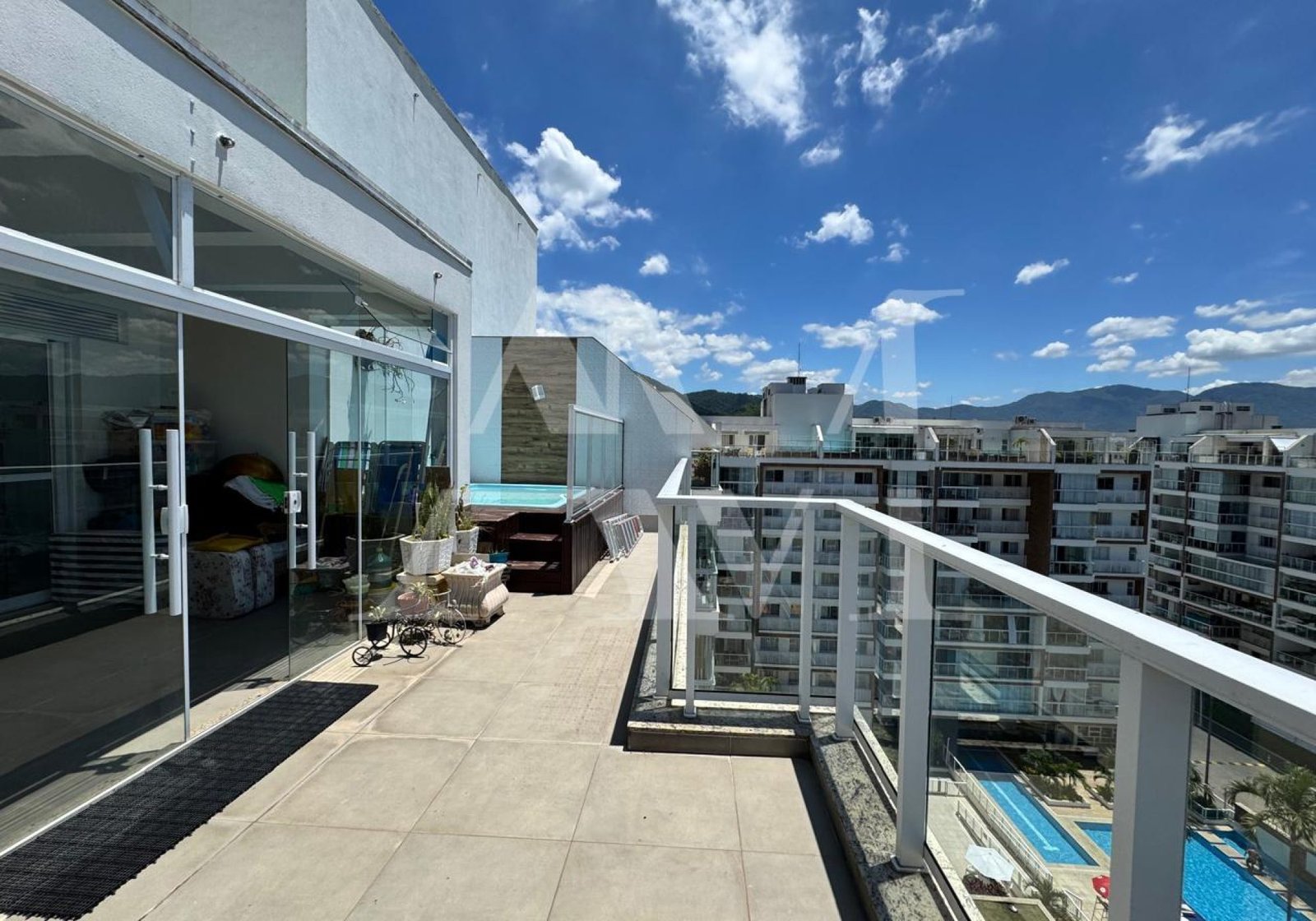 cobertura-frames-porteira-fechada-alicson-machado (1)